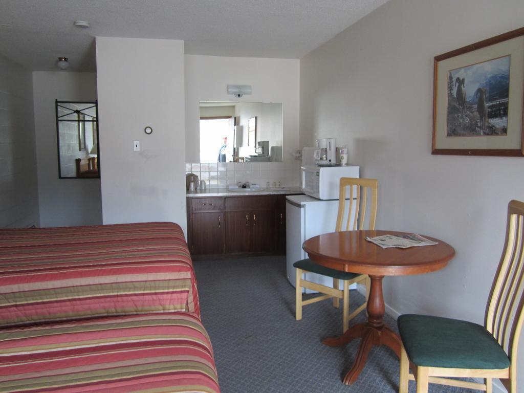 The Gateway Inn Canmore Zimmer foto